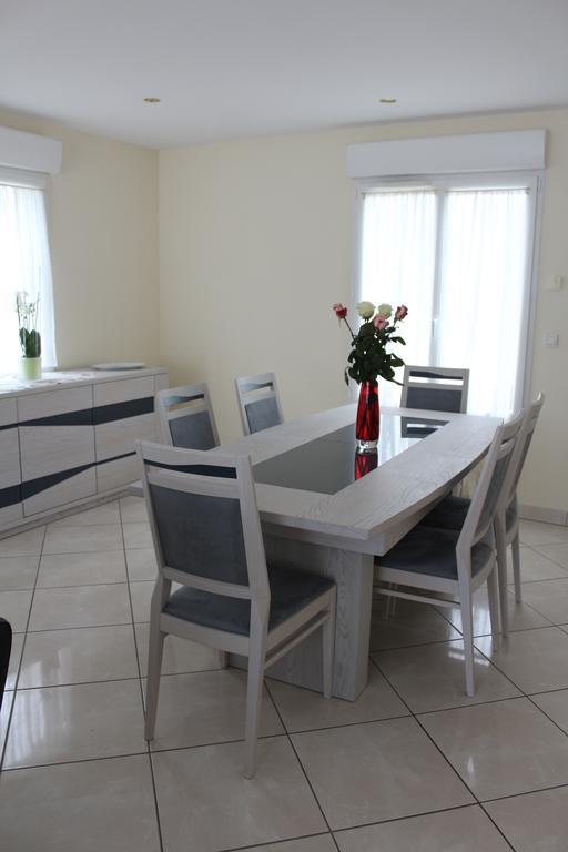 Le Clos Des Roses Saint-Regle Ngoại thất bức ảnh